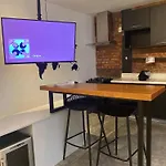 Apartamento No Posto 12 Leblon