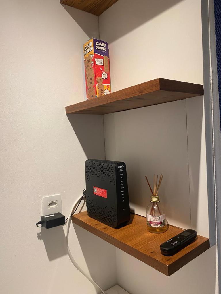 Apartamento No Posto 12 Leblon *